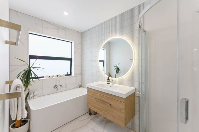 Photo of property in 27a Parata Street, Waikanae, 5036