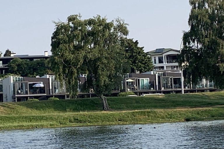 Photo of property in Bayview Apartments, 362 Lake Terrace, Two Mile Bay, Taupo, 3330