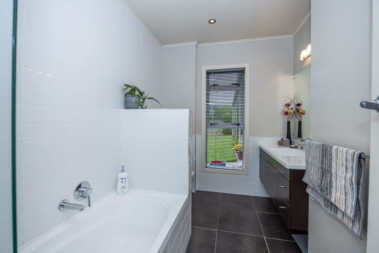 Photo of property in 5 Jennifer Place, Chartwell, Hamilton, 3210