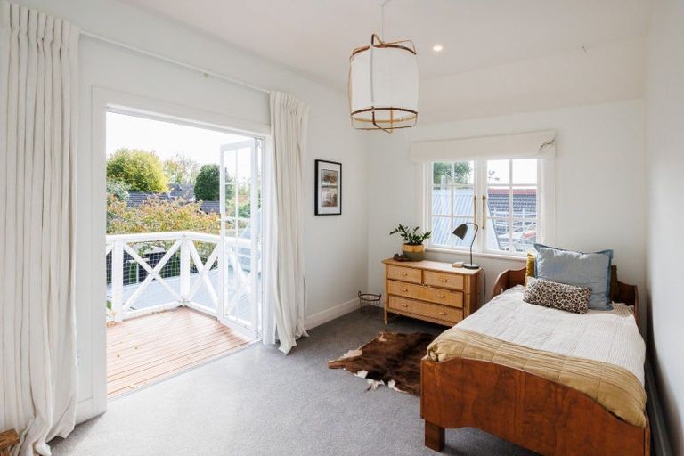 Photo of property in 23 Elmira Avenue, Hokowhitu, Palmerston North, 4410