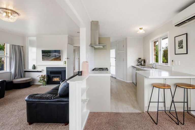 Photo of property in 43 Berkley Avenue, Hillcrest, Hamilton, 3216