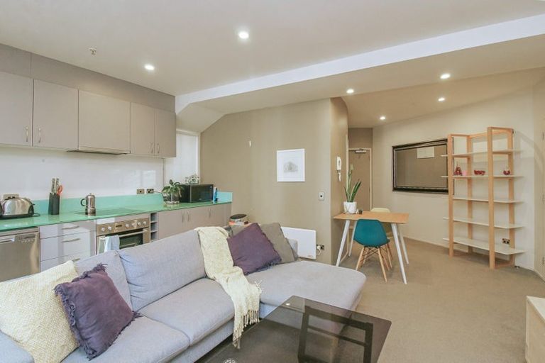 Photo of property in The Quay, 3/332a1 Lambton Quay, Wellington Central, Wellington, 6011
