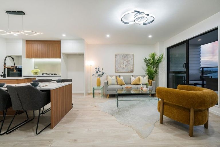 Photo of property in 21b Laura Street, Kelston, Auckland, 0602