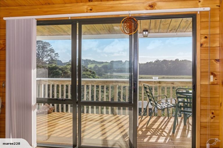 Photo of property in 250 Ridge Road, Mahurangi East, Warkworth, 0982