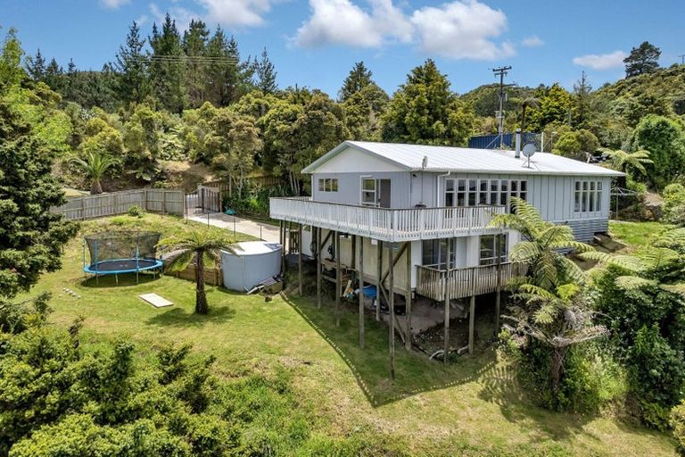 Photo of property in 122 Parakiore Road, Ngararatunua, Whangarei, 0176