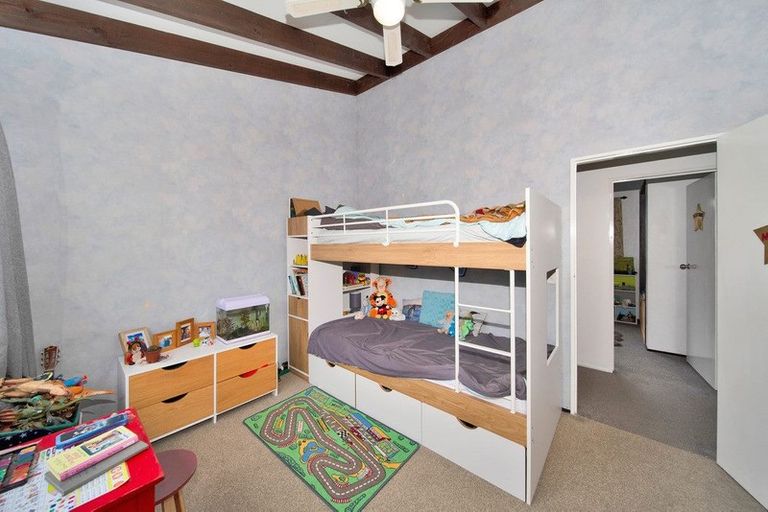 Photo of property in 20 Puketotara Street, Highlands Park, New Plymouth, 4312