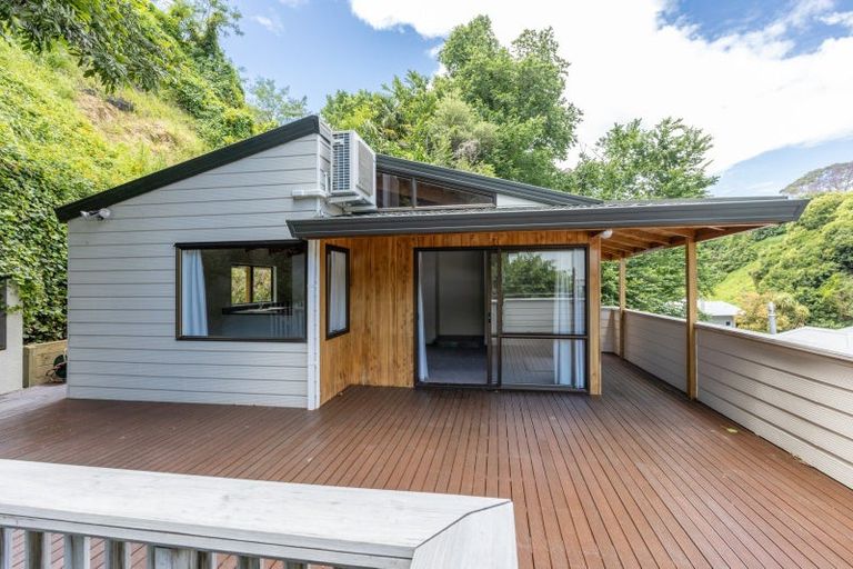 Photo of property in 21a Milton Road, Bluff Hill, Napier, 4110