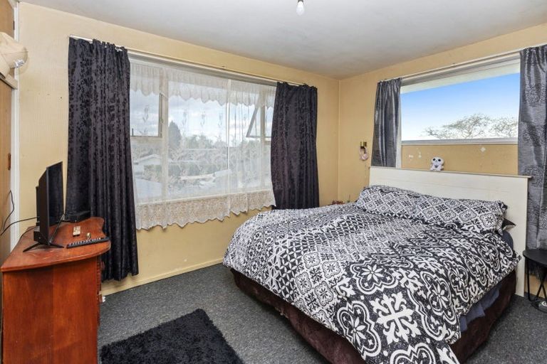 Photo of property in 2/65 Springs Road, Hornby, Christchurch, 8042