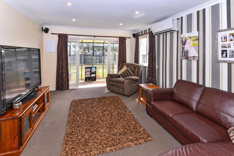 Photo of property in 131 Clevedon Road, Papakura, 2110