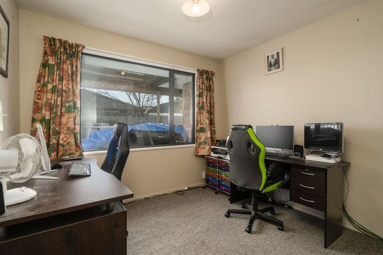 Photo of property in 18 Marlowe Place, Rolleston, 7614