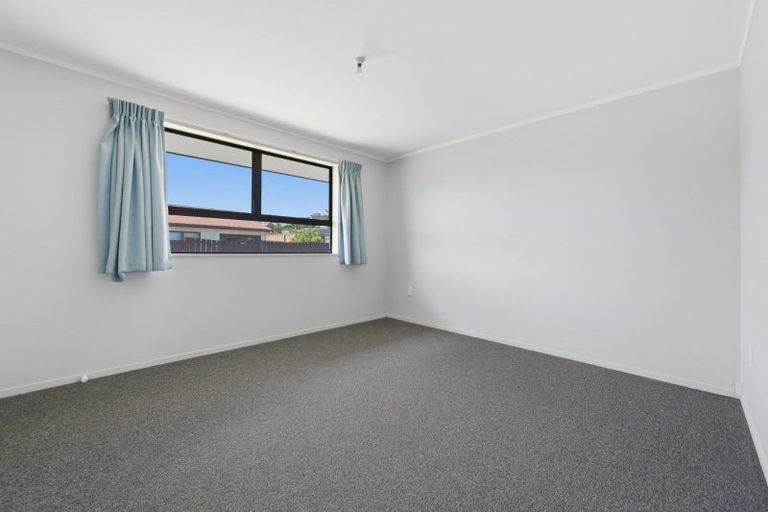 Photo of property in 402a Ngatai Road, Bellevue, Tauranga, 3110