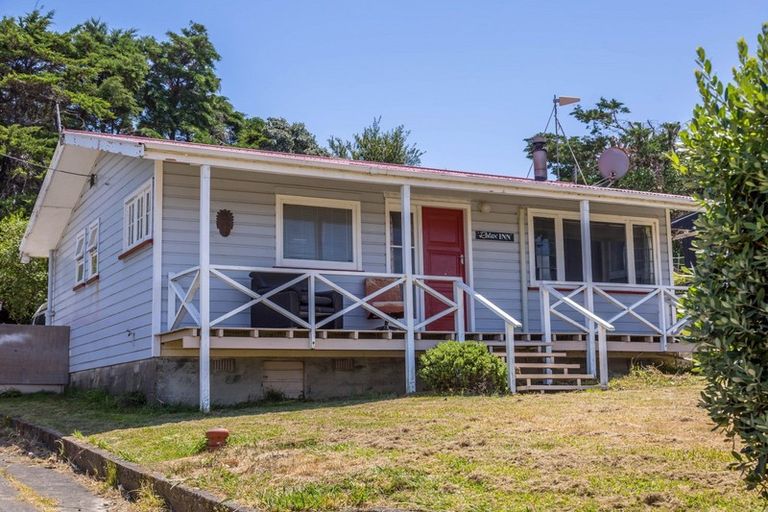 Photo of property in 24 Whangaimoana Beach Road, Whangaimoana, Featherston, 5772