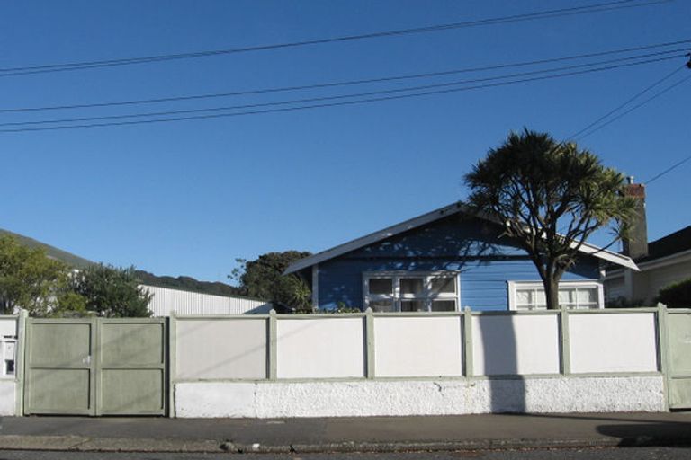 Photo of property in 7 Rata Street, Eastbourne, Lower Hutt, 5013