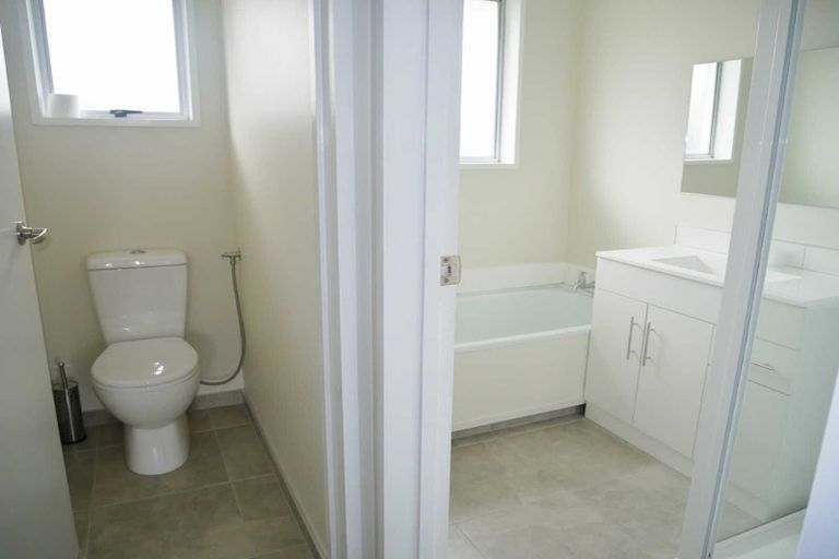 Photo of property in 2/18 Bonar Place, Woolston, Christchurch, 8062