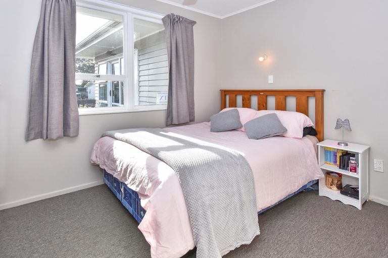 Photo of property in 31 Brentford Place, Manurewa, Auckland, 2102