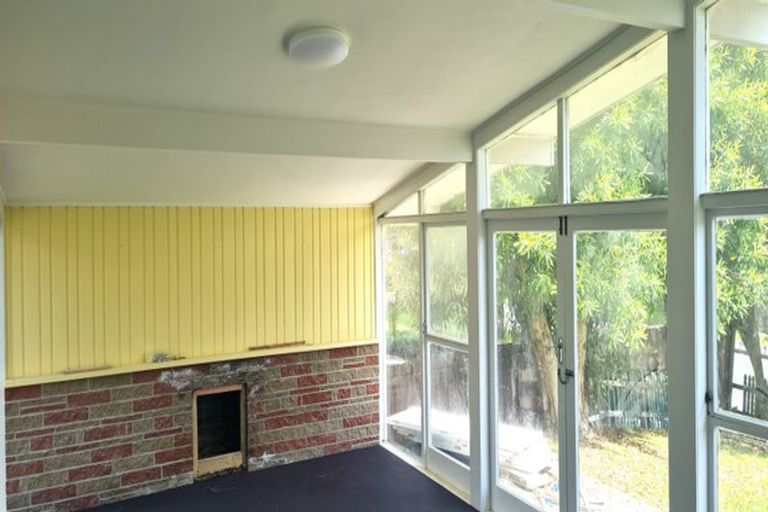 Photo of property in 4 Jukes Place, Otara, Auckland, 2023