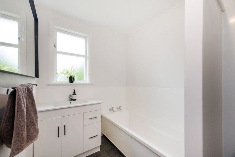 Photo of property in 76 Salisbury Street, Ashhurst, 4810