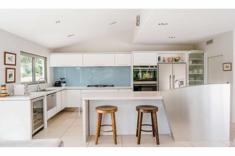 Photo of property in 80a Pa Road, Kerikeri, 0230