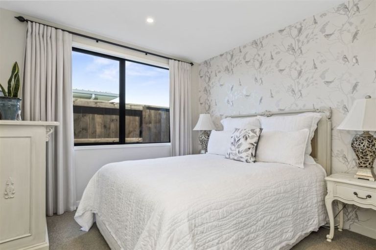 Photo of property in 6 Franks Way, Papamoa Beach, Papamoa, 3118