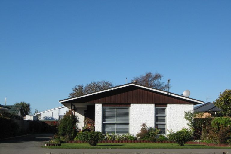 Photo of property in 764 Main North Road, Belfast, Christchurch, 8051