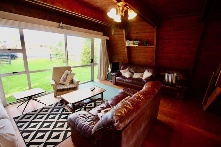 Photo of property in 152 Cook Drive, Whitianga, 3510