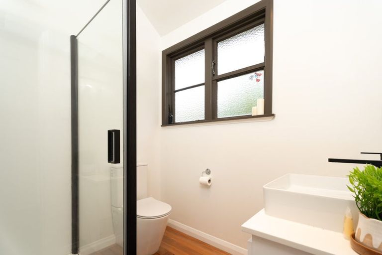 Photo of property in 29 Sidlaw Street, Strathmore Park, Wellington, 6022