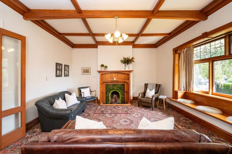 Photo of property in 210 Davis Street, Saint Leonards, Hastings, 4120