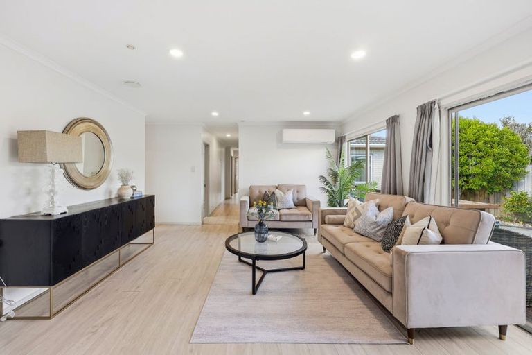 Photo of property in 27 Galsworthy Place, Bucklands Beach, Auckland, 2014