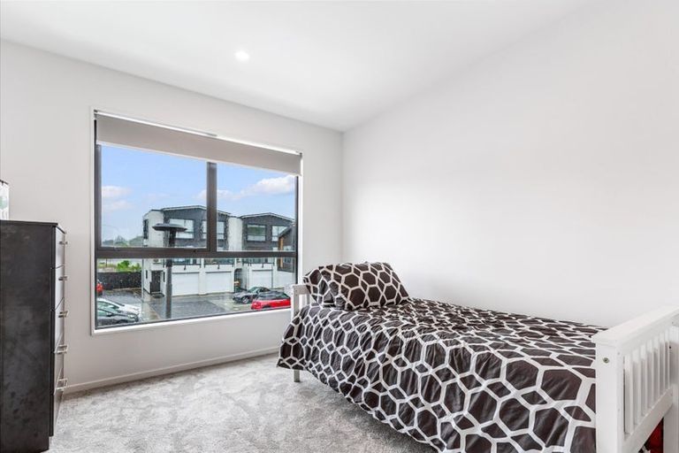 Photo of property in 17 Red Arches Road, Henderson, Auckland, 0610