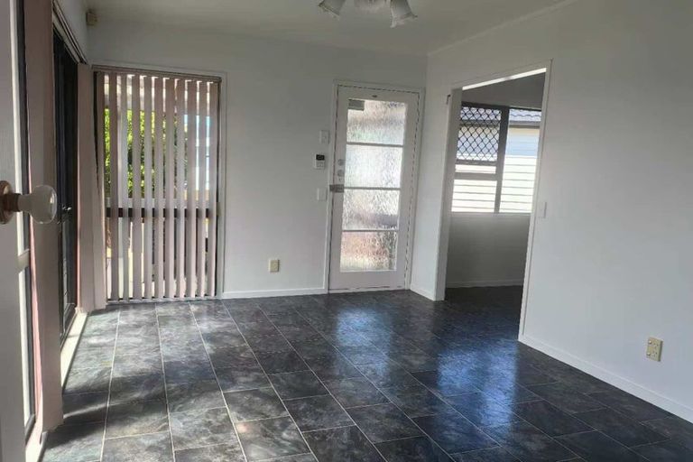 Photo of property in 24 Derrimore Heights, Clover Park, Auckland, 2019