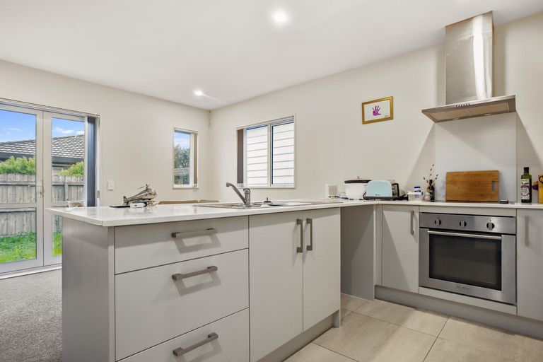 Photo of property in 41 Tribute Loop, Takanini, 2112