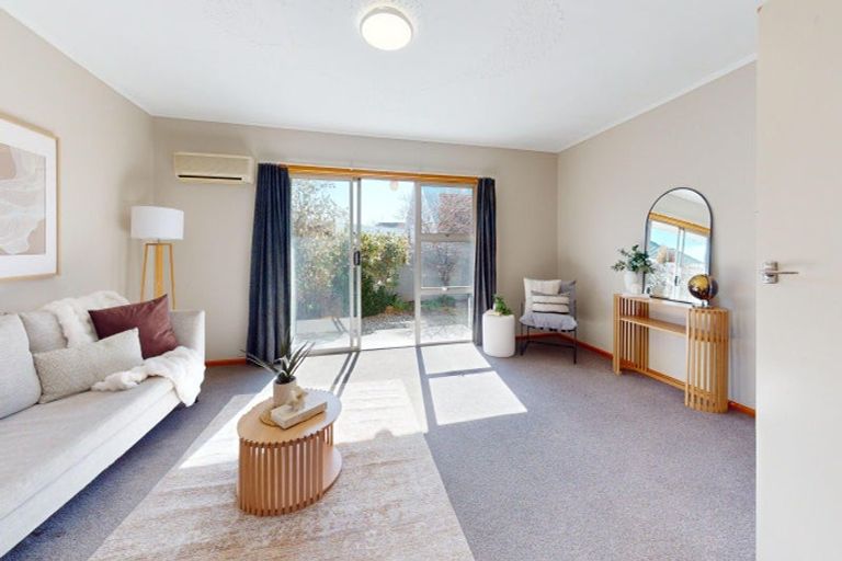 Photo of property in 33 Cameron Street, Ashburton, 7700