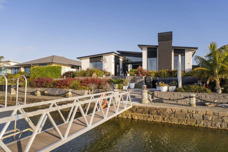 Photo of property in 43 Aquila Drive, Whitianga, 3510