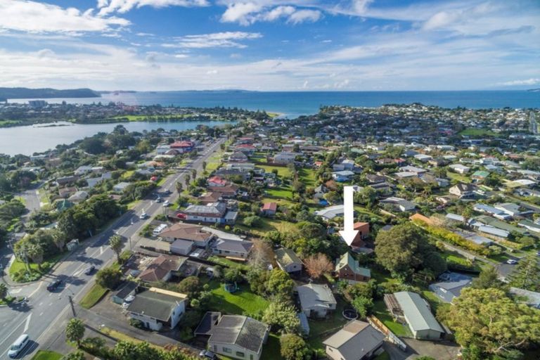 Photo of property in 175b Hibiscus Coast Highway, Red Beach, 0932