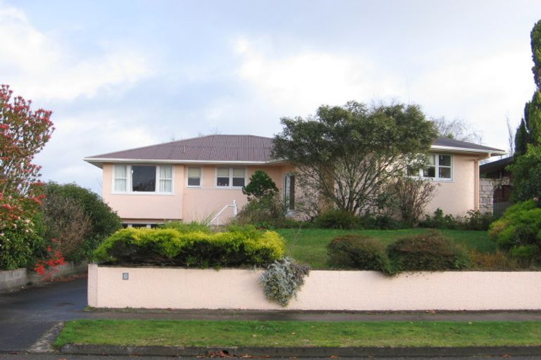 Photo of property in 9 Swansea Street, Hokowhitu, Palmerston North, 4410