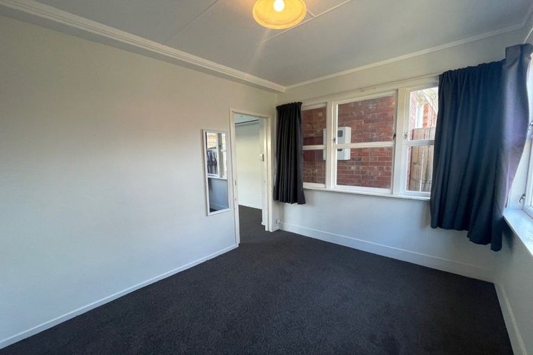 Photo of property in 43 Hallberry Road, Mangere East, Auckland, 2024