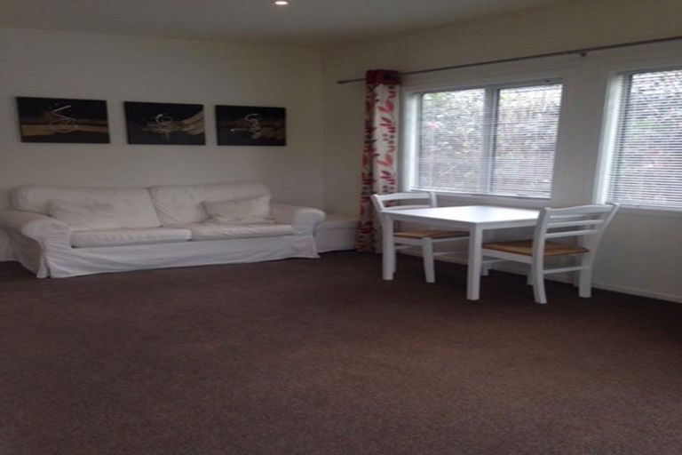 Photo of property in 1/2 Merwood Lane, Devonport, Auckland, 0624