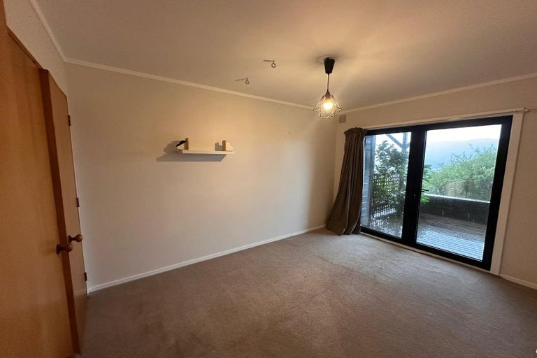 Photo of property in 81b Percy Dyett Drive, Karori, Wellington, 6012