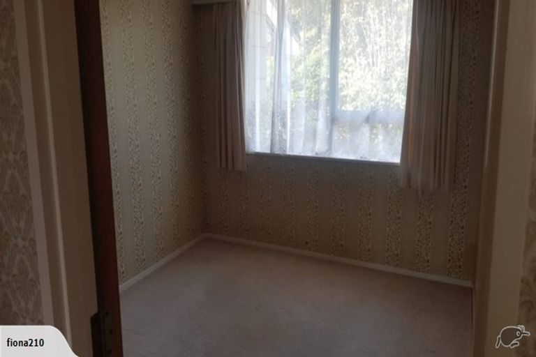 Photo of property in 16 Pencarrow Street, Highbury, Palmerston North, 4412