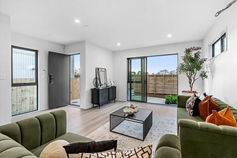 Photo of property in 173 Henwood Road, Westgate, 0814