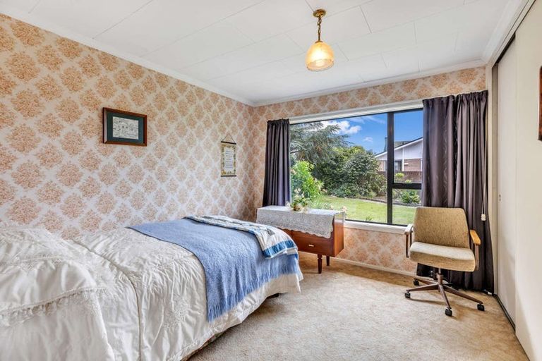 Photo of property in 10 Westerleigh Street, Bishopdale, Christchurch, 8053