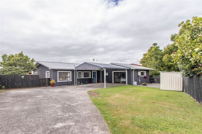 Photo of property in 4 Kamahi Place, Inglewood, 4330