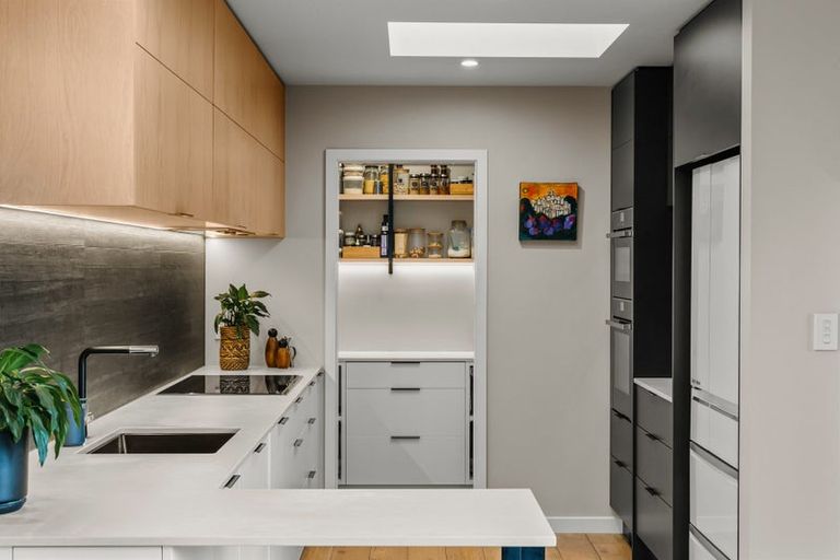 Photo of property in 67 Oceanview Road, Mount Maunganui, 3116