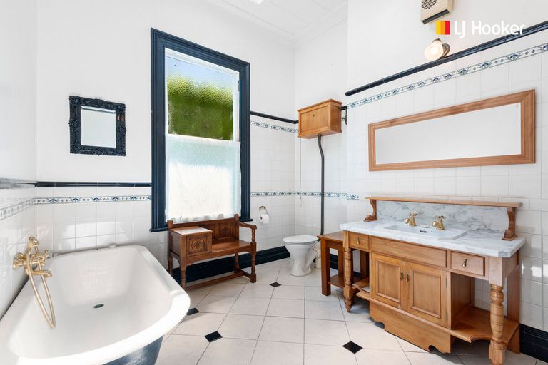 Photo of property in 37 Melrose Street, Roslyn, Dunedin, 9010