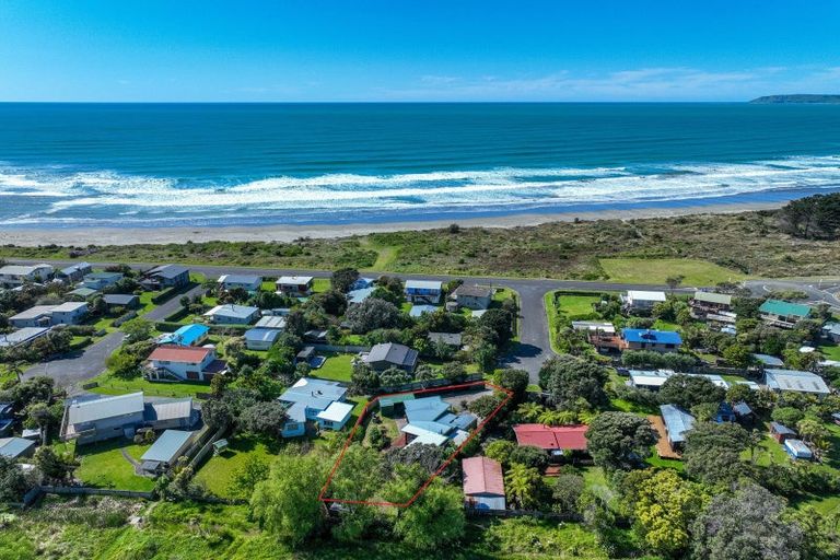 Photo of property in 6 Quentin Place, Mahia, Nuhaka, 4198