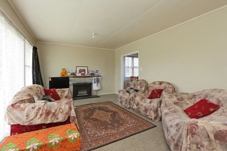 Photo of property in 43 Whitby Crescent, Flaxmere, Hastings, 4120