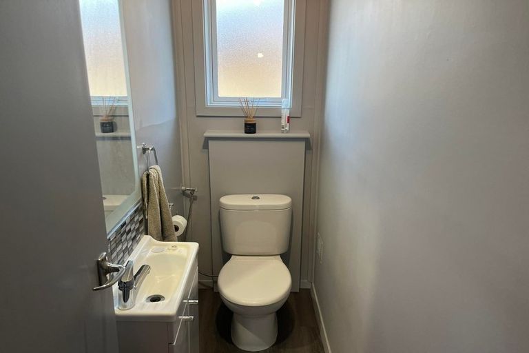 Photo of property in 182a Bowhill Road, New Brighton, Christchurch, 8083