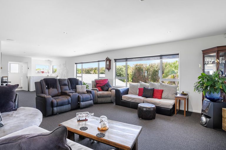 Photo of property in 36 Koutunui Road, Athenree, Katikati, 3177