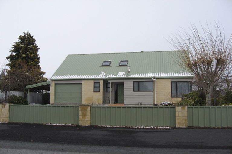 Photo of property in 31 Simons Street, Twizel, 7901