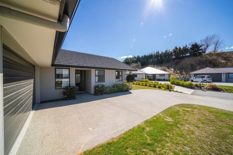 Photo of property in 11 Oxfordshire Avenue, Lower Shotover, Queenstown, 9304